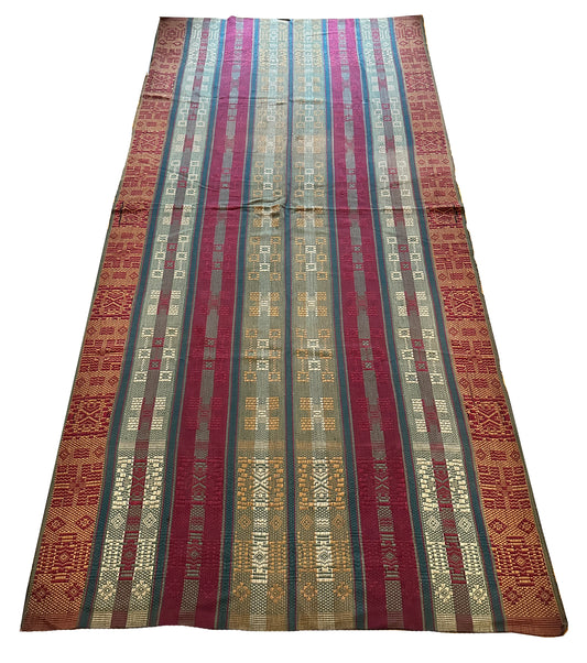 Bed/Table Coverlet ID: 827
