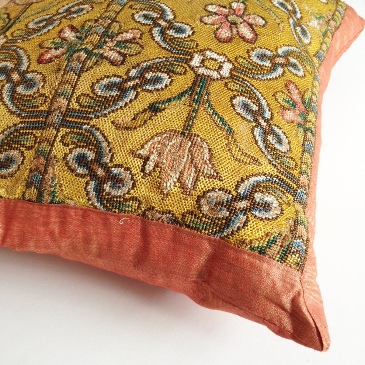 16th Century Italian Embroidery Pillow ID: P160802