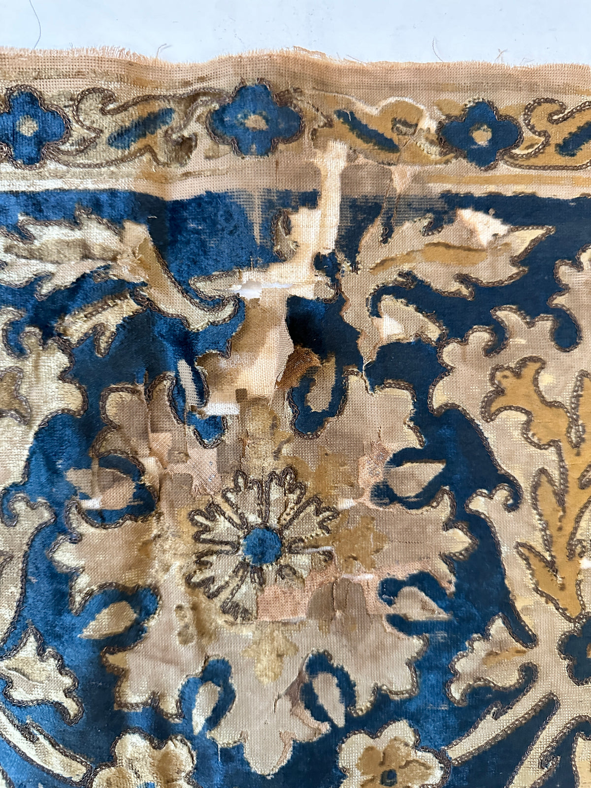17th Century Italian Cut Velvet ID: 805114