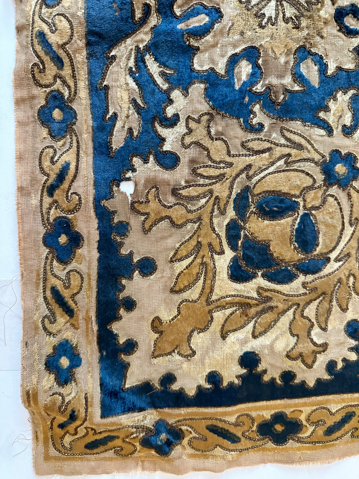 17th Century Italian Cut Velvet ID: 805114