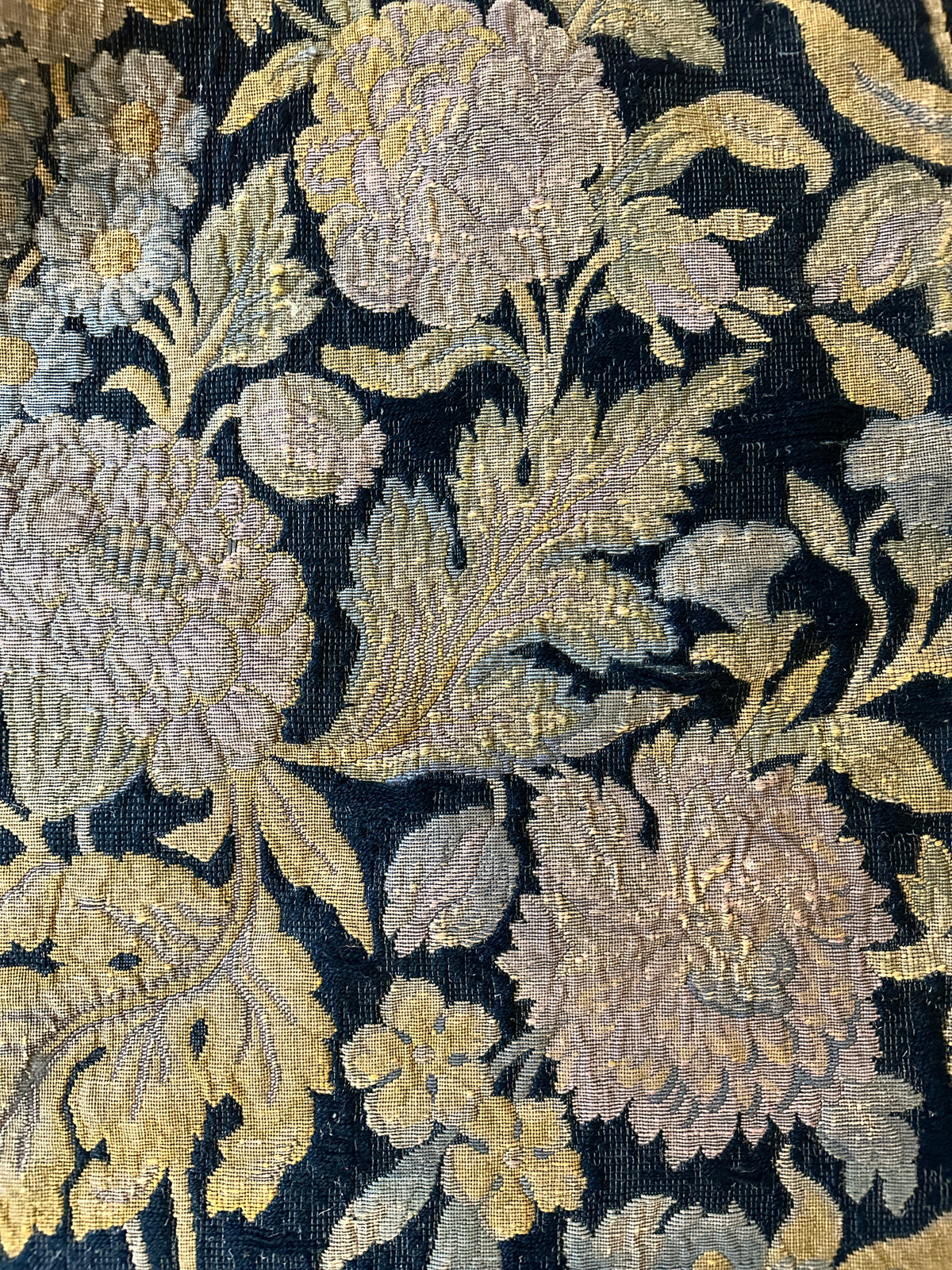 Woven Tapestry ID: 812012