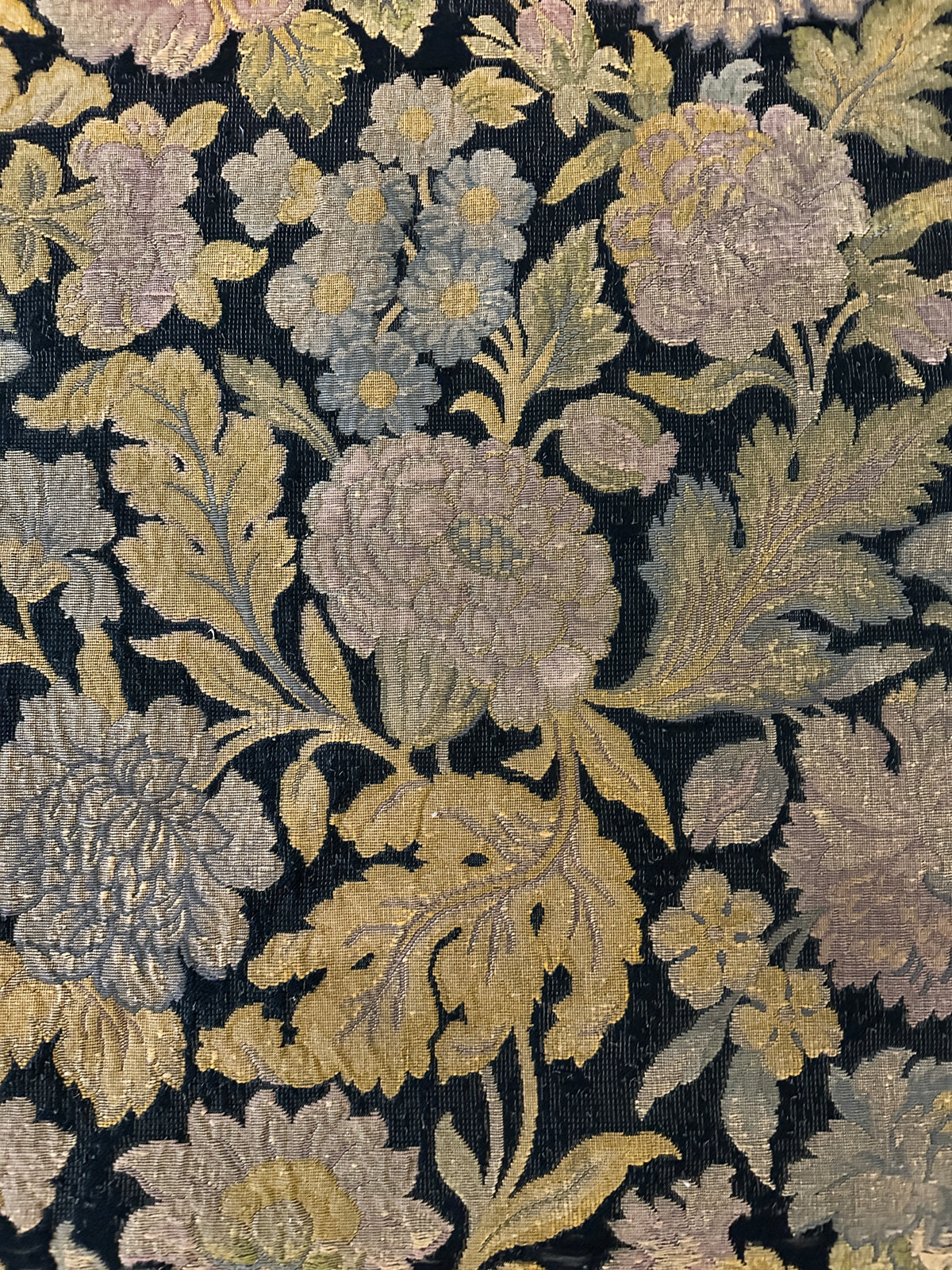 Woven Tapestry ID: 812012