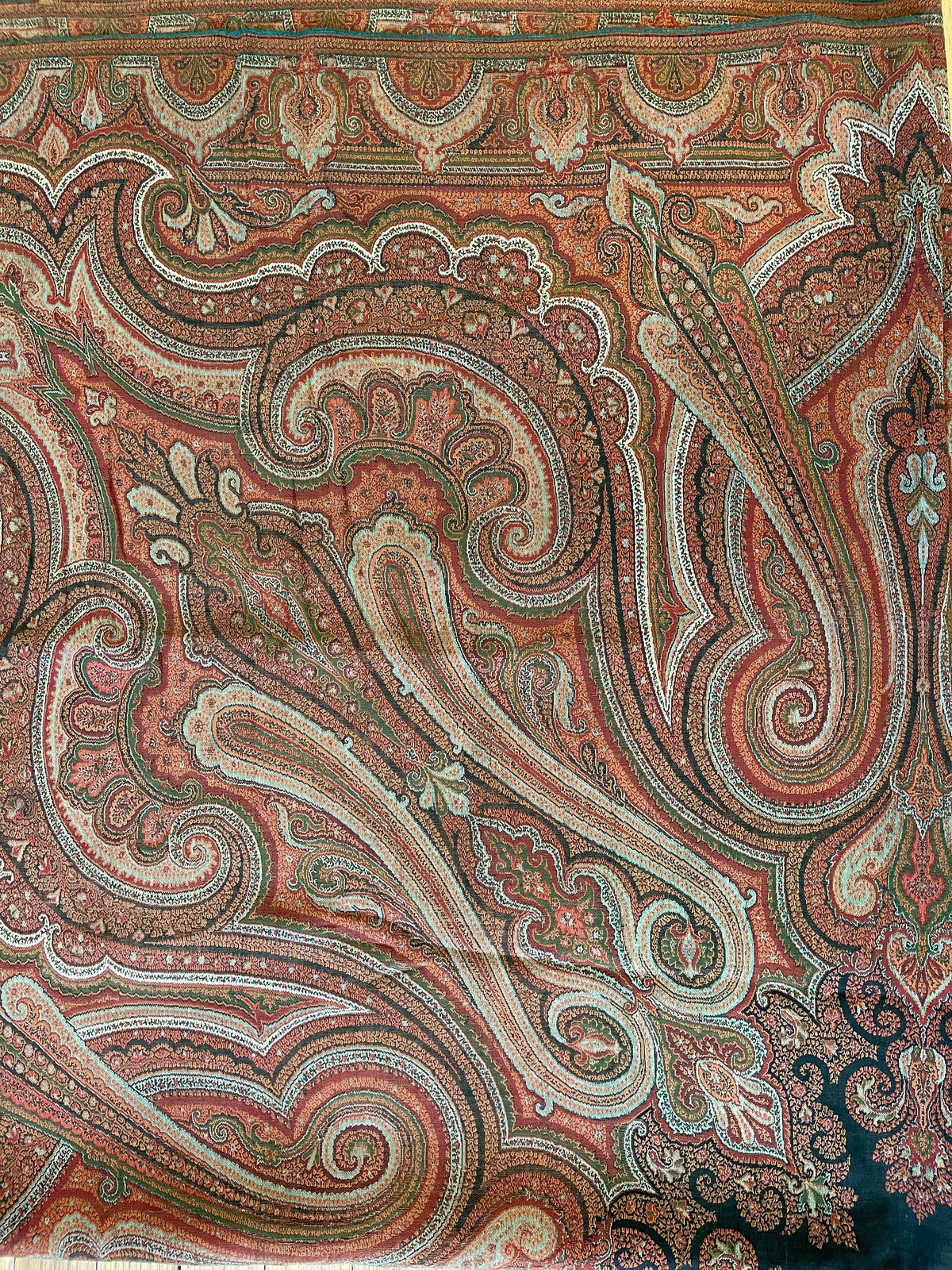 Indian Paisley Shawl ID: D041