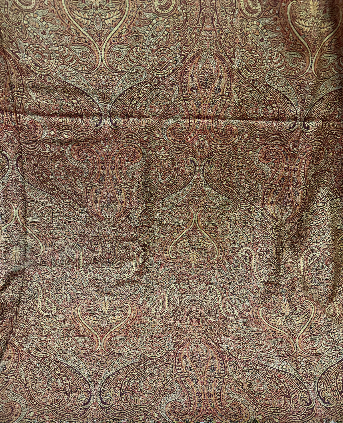 Paisley Shawl ID: D085