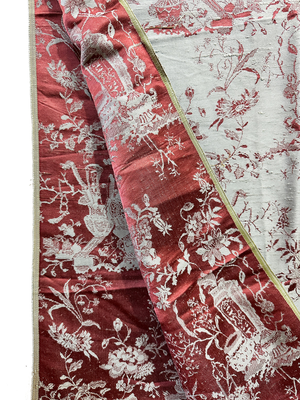 19th Century Chinese Silk Embroidery ID: M021