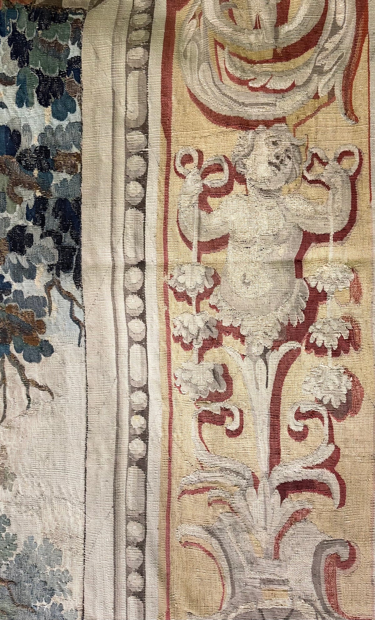 16th Century French Tapestry ID: M142