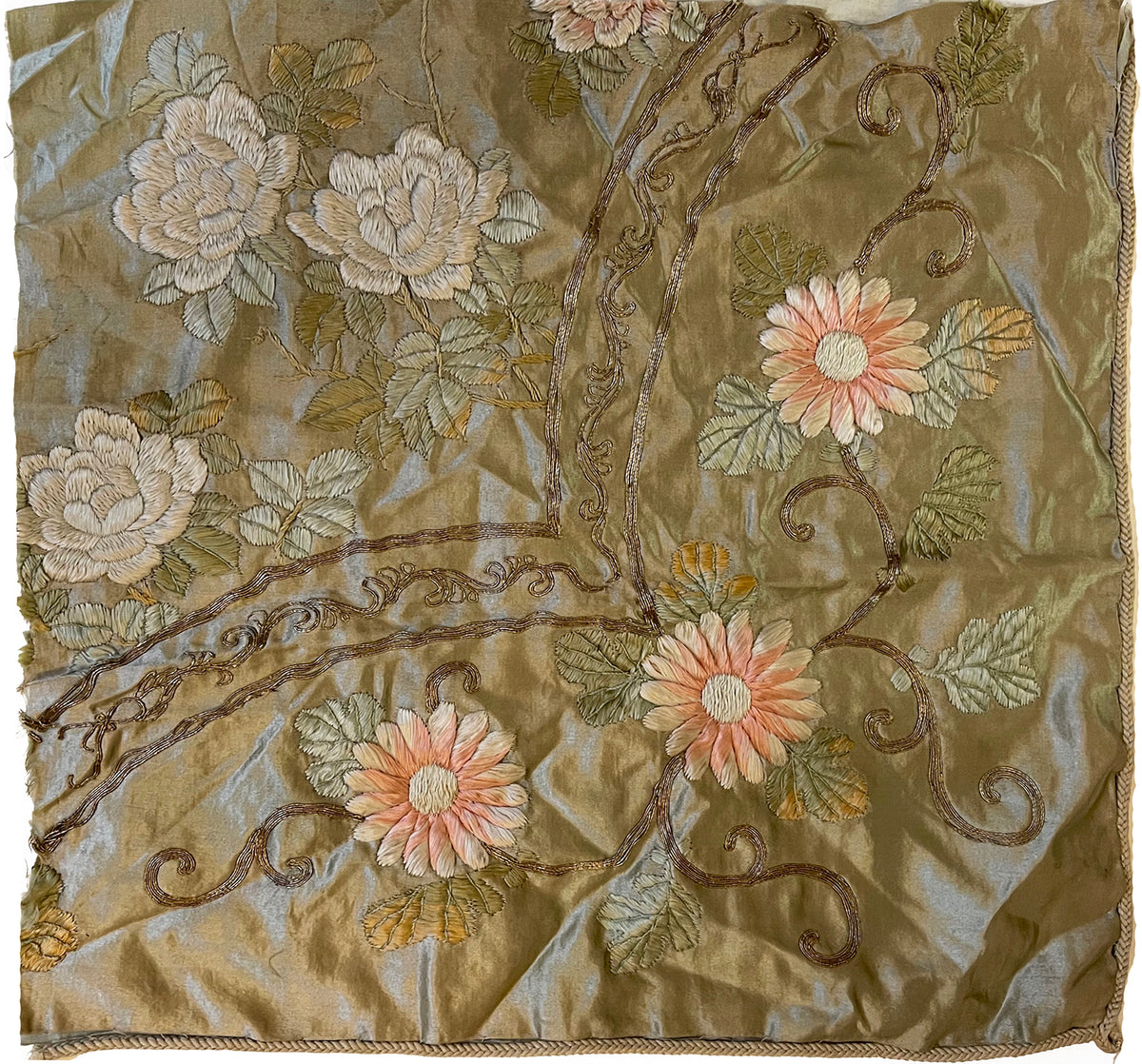 20th Century Chinese Silk Embroidery ID: T032104
