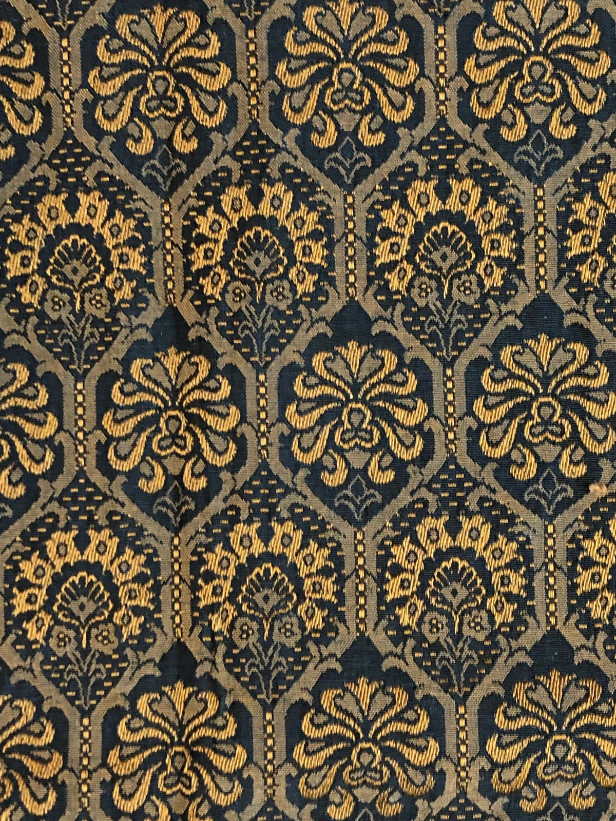 19th Century French Woven Silk Textile ID: 5 (97084)